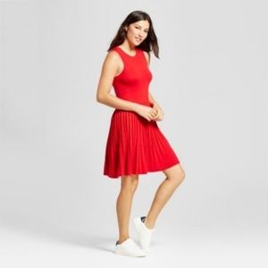 Red Sleeveless textured sweater dress